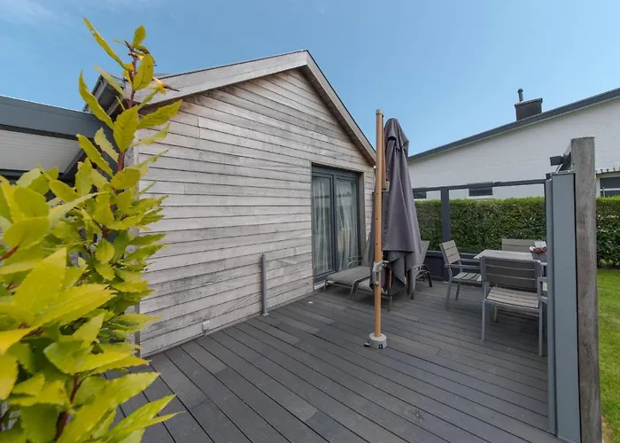 Klemskerkestraat With Terrace By Interhome Hébergement de vacances